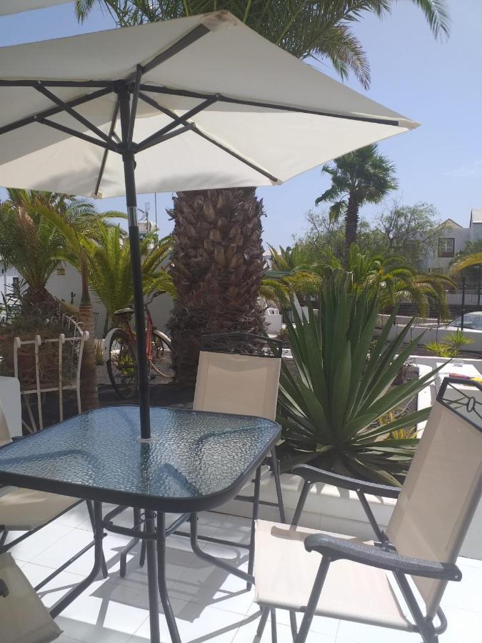 Apartment Duplex -The Sunny Hut - Swimming Pool - Free Wifi & Ac- Residence Las Marinas Puerto del Carmen  Eksteriør bilde
